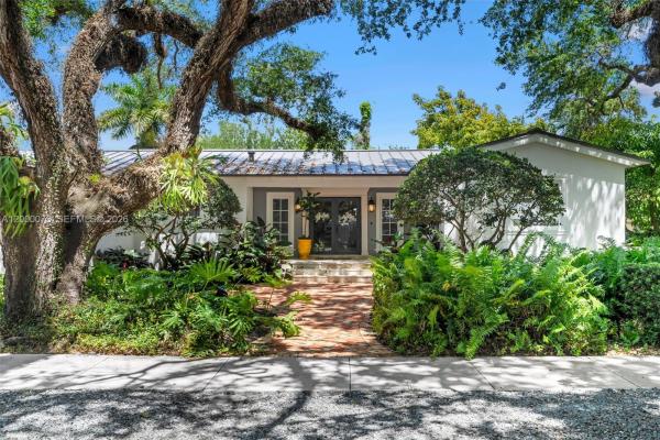 Biscayne Bay, 731 Calatrava Ave, Coral Gables, Florida 33143, image 2