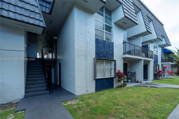 Los Palacios, 8003 W 6th Ave #M, Hialeah, Florida 33014, image 1