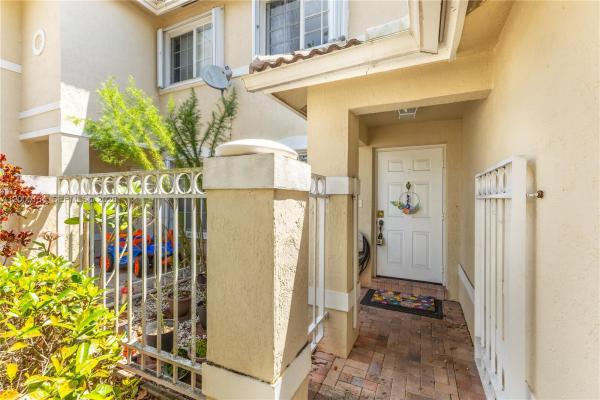 The Landings At Pembroke Isles, 17083 NW 23rd St, Pembroke Pines, Florida 33028, image 2
