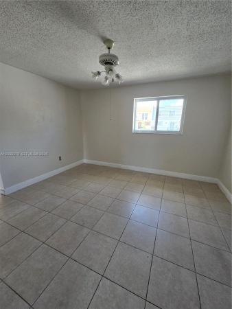 Bradley Estates, 932 W 80th Pl, Hialeah, Florida 33014, image 2
