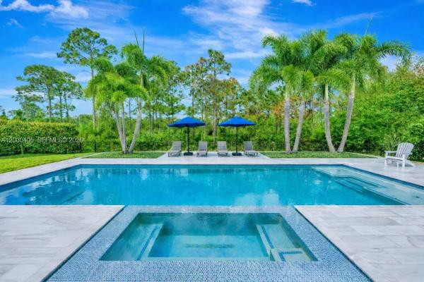 8150 SE Grassy Hollow Trl, Jupiter, Florida 33458, image 1