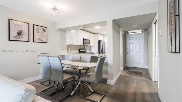 6231 Coral Lake Dr #307, Coconut Creek, Florida 33063, image 1