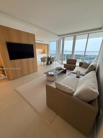 Green Diamond, 4775 Collins Ave #3706, Miami Beach, Florida 33140, image 1