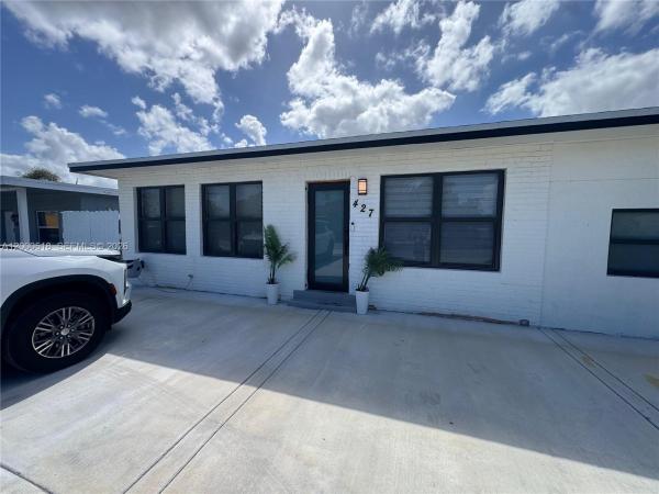 Dorsey Park, 427 NW 19th Ave, Fort Lauderdale, Florida 33311, image 1