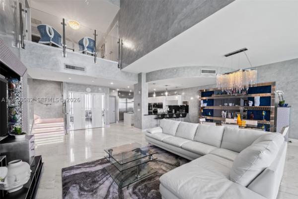 Jade Ocean, 17121 Collins Ave #4406, Sunny Isles Beach, Florida 33160, image 2