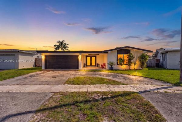 Sunrise Golf Village, 2051 NW 93rd Ln, Sunrise, Florida 33322, image 1