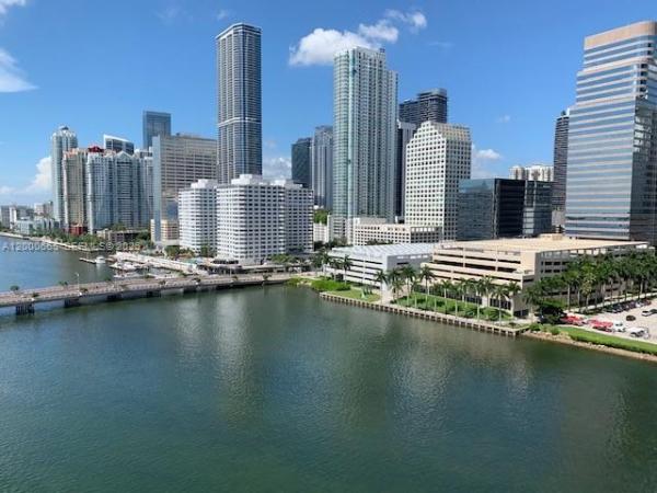 Courvoisier Courts, 701 Brickell Key Blvd #1501, Miami, Florida 33131, image 1