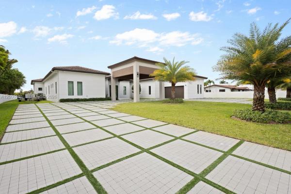80 NW 129th Ave, Unincorporated Dade County, Florida 33182, image 2