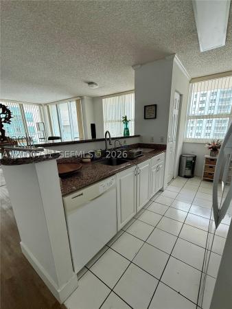 The Mark On Brickell, 1155 Brickell Bay Dr #1702, Miami, Florida 33131, image 2