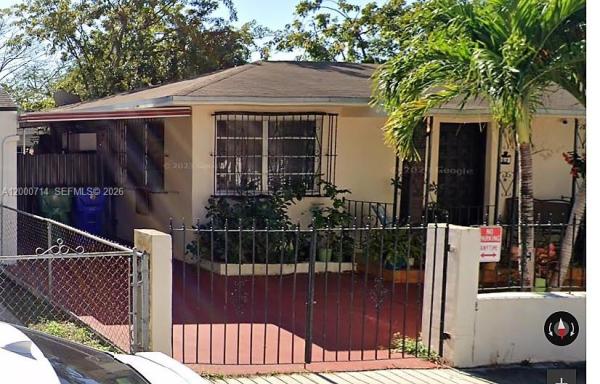 Stuarts, 910 SW 9th St, Miami, Florida 33130, image 3