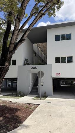 Country Club Estates, 645 Palmetto Dr #12, Miami Springs, Florida 33166, image 2