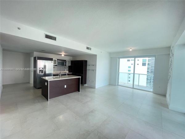 Quantum On The Bay, 1900 N Bayshore Dr #3311, Miami, Florida 33132, image 2