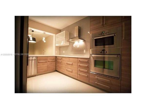 Captiva At Doral Isles, 10730 NW 66th St #303, Doral, Florida 33178, image 1