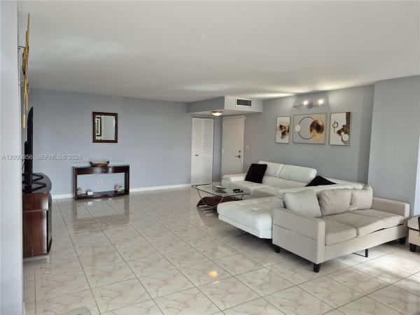 Malaga Towers, 1912 S Ocean Dr #17C, Hallandale Beach, Florida 33009, image 2