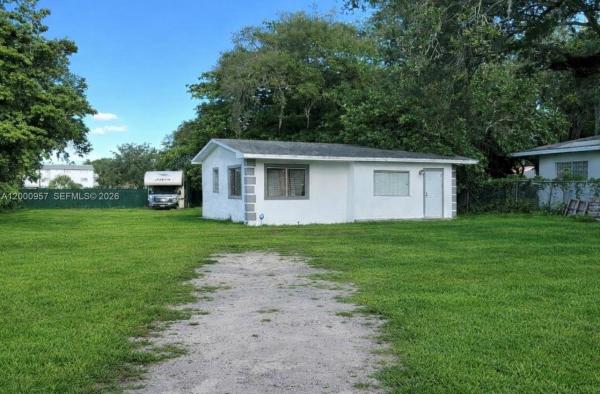 15206 NE 8th Ave, Golden Glades, Florida 33162, image 1