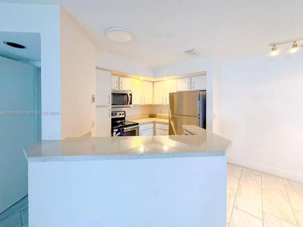 Coral Key, 3440 Pinewalk Dr N #518, Margate, Florida 33063, image 2