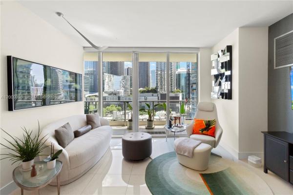 Mint At Riverfront, 92 SW 3rd St #1202, Miami, Florida 33130, image 1