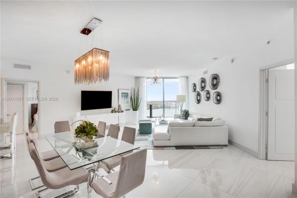 The Reserve At Marina Palms, 17111 Biscayne Blvd #2008, North Miami Beach, Florida 33160, image 2