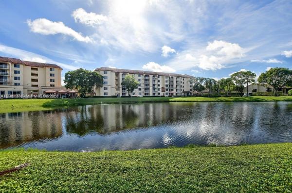 Villas At Meadow Lakes, 1258 S Military Trl #813, Deerfield Beach, Florida 33442, image 1