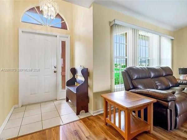 Cape Coral, 2840 NW 2nd Ter, Cape Coral, Florida 33993, image 2