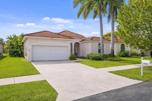 East Lake, 690 SE 30th Dr, Homestead, Florida 33033, image 2