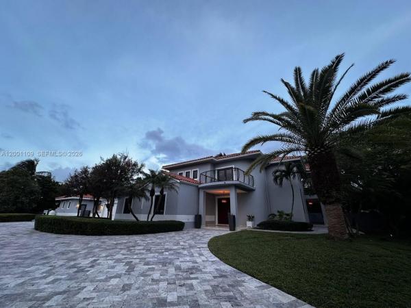 223 NW 129th Ave, Unincorporated Dade County, Florida 33182, image 1