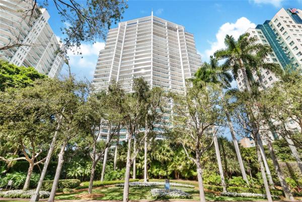 Grovenor House, 2627 S Bayshore Dr #906, Miami, Florida 33133, image 1