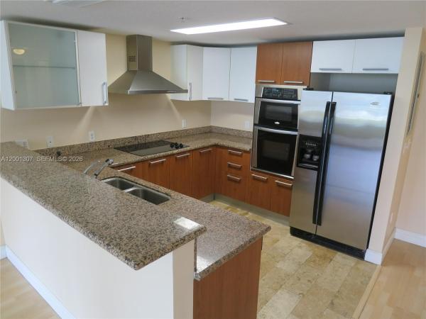 The Sail On Brickell, 170 SE 14th St #1507, Miami, Florida 33131, image 2