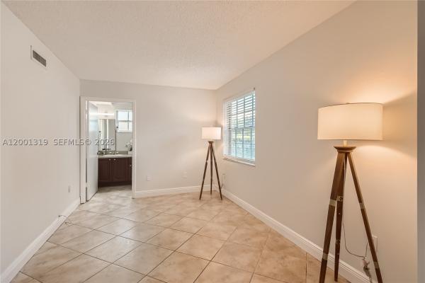 29 Santillane, 29 Santillane Ave #2, Coral Gables, Florida 33134, image 2