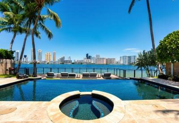 Island Estates, 3916 Island Estates Dr, Aventura, Florida 33160, image 2