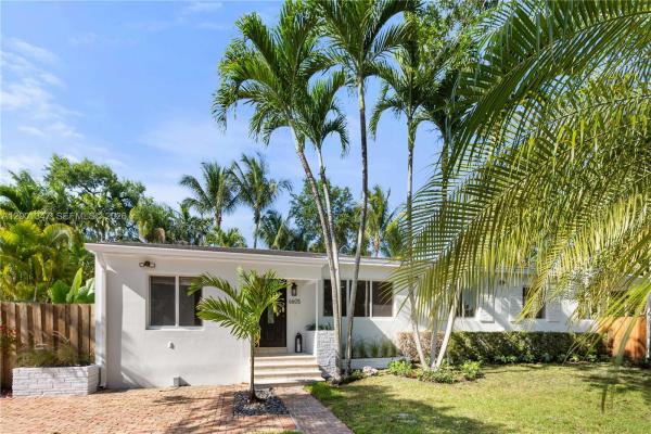 Nuevo Mundo, 6605 SW 61st St, South Miami, Florida 33143, image 1