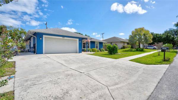 High Ridge Estates, 1067 Julia Heights Dr, Lantana, Florida 33462, image 2