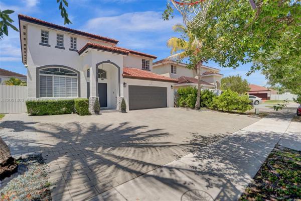 10231 SW 227th Ln, Cutler Bay, Florida 33190, image 2