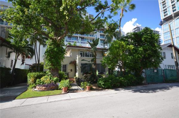 334 NE 26th Ter, Miami, Florida 33137, image 1