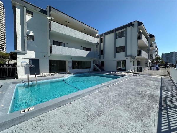 Michelle, 3582 NE 171st St #301, North Miami Beach, Florida 33160, image 1