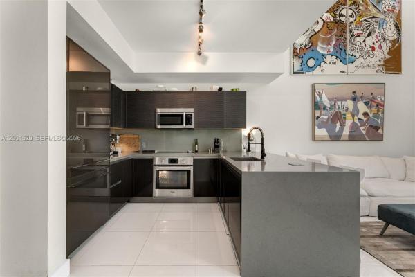 The Bond On Brickell, 1080 Brickell Ave #905, Miami, Florida 33131, image 2
