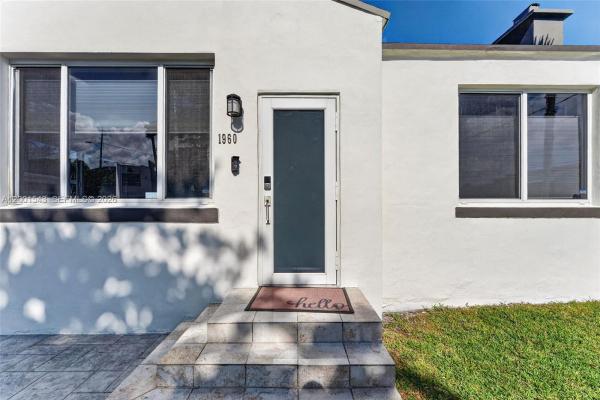 Miami No HOA, 1960 NW 24th Ct, Miami, Florida 33125, image 3