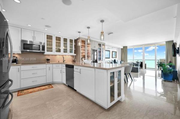 The Pavilion, 5601 Collins Ave #903, Miami Beach, Florida 33140, image 1