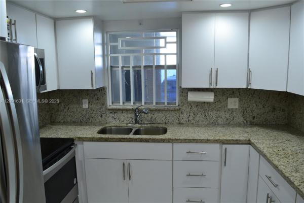 220 NW 87th Ave #K110, Unincorporated Dade County, Florida 33172, image 2