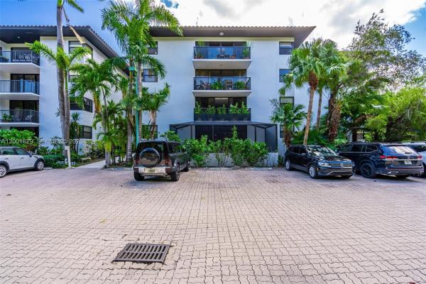 Ocean Village, 55 Ocean Lane Dr #1028, Key Biscayne, Florida 33149, image 1