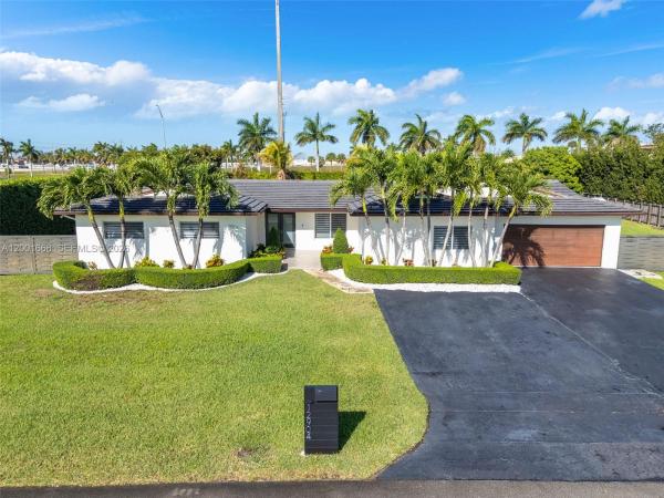 12904 SW 116th Ct, Unincorporated Dade County, Florida 33176, image 1