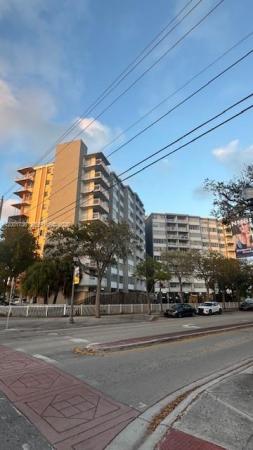 Crestview Towers, 2025 NE 164th St #616, North Miami Beach, Florida 33162, image 1