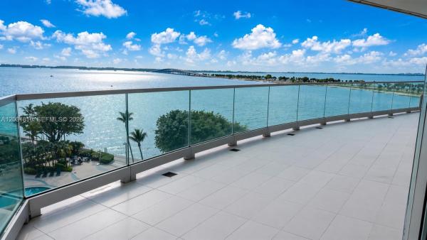 Una Residences, 175 SE 25th Rd #504, Miami, Florida 33129, image 2