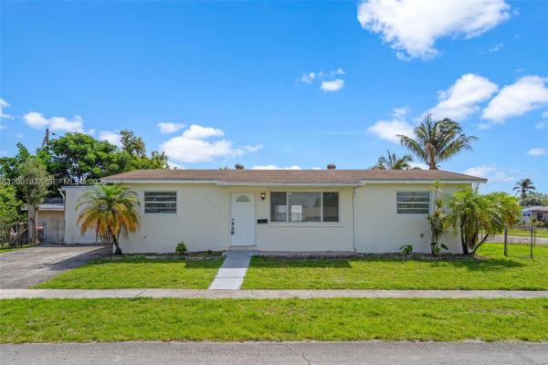 Driftwood Estates, 7491 Hope St, Hollywood, Florida 33024, image 3