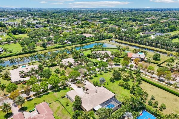 Country Glen, 13457 Majestic Way, Cooper City, Florida 33330, image 2