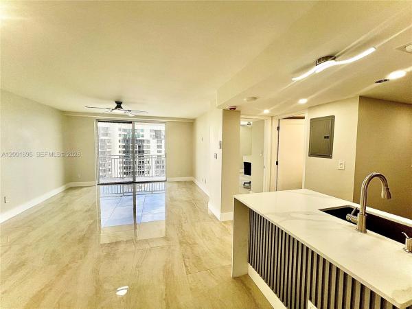 Isola, 770 Claughton Island Dr #2105, Miami, Florida 33131, image 1