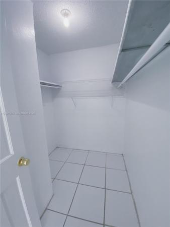870 NW 87th Ave #110, Unincorporated Dade County, Florida 33172, image 2