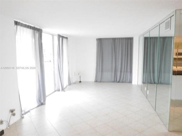 3800 S Ocean Dr #305, Hallandale Beach, Florida 33019, image 2