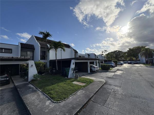 6530 Kendale Lakes Dr #1303, Unincorporated Dade County, Florida 33183, image 1