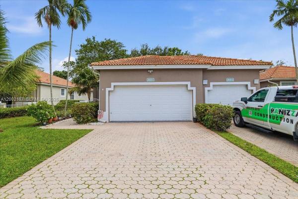 Regency Homes At Fairway Isles, 7600 S Aragon Blvd #1, Sunrise, Florida 33322, image 1